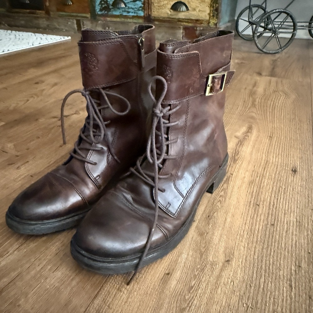 Vince Camuto Taryn Brown Leather Combat Boots Womens Sz 8 Lace Up Booties